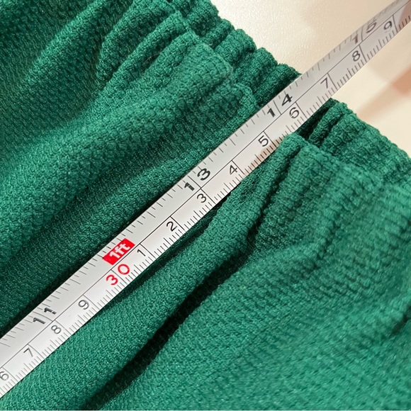 Vintage 1970 ILGWU forest green Brass buttons Wide Collar Polyester PantSuit - Picture 10 of 16